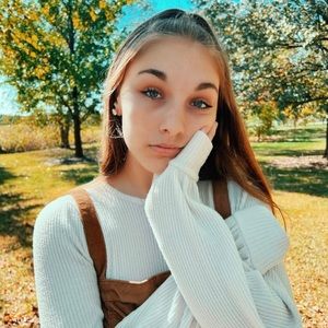 Meet your Posher, Rayann